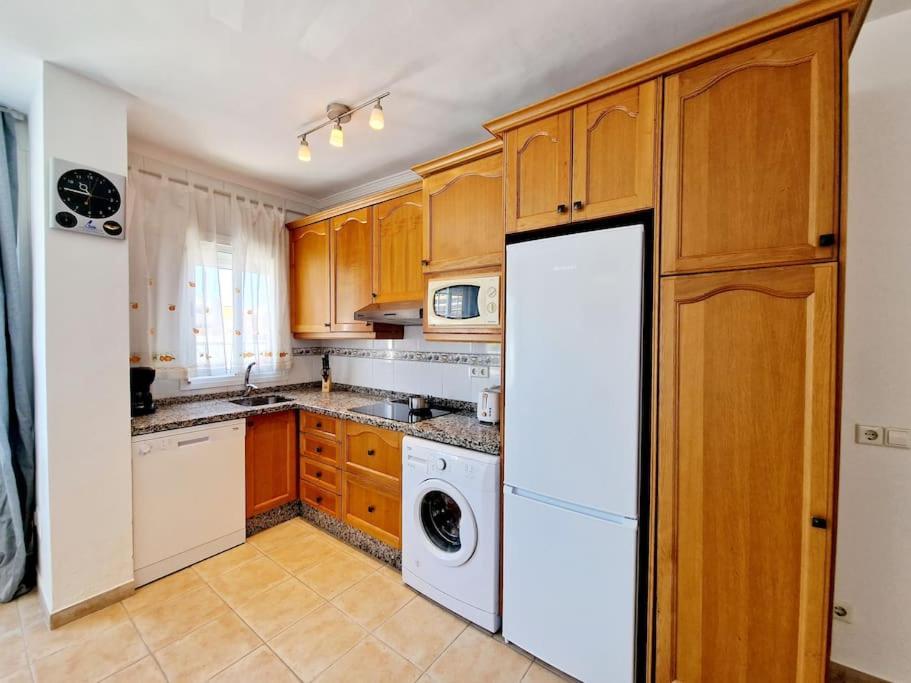Butibamba Beach Apartment Ла-Кала-де-Михас Экстерьер фото