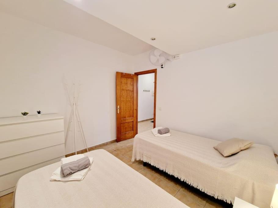 Butibamba Beach Apartment Ла-Кала-де-Михас Экстерьер фото